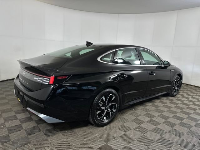 Certified 2024 Hyundai Sonata SEL FWD image 3