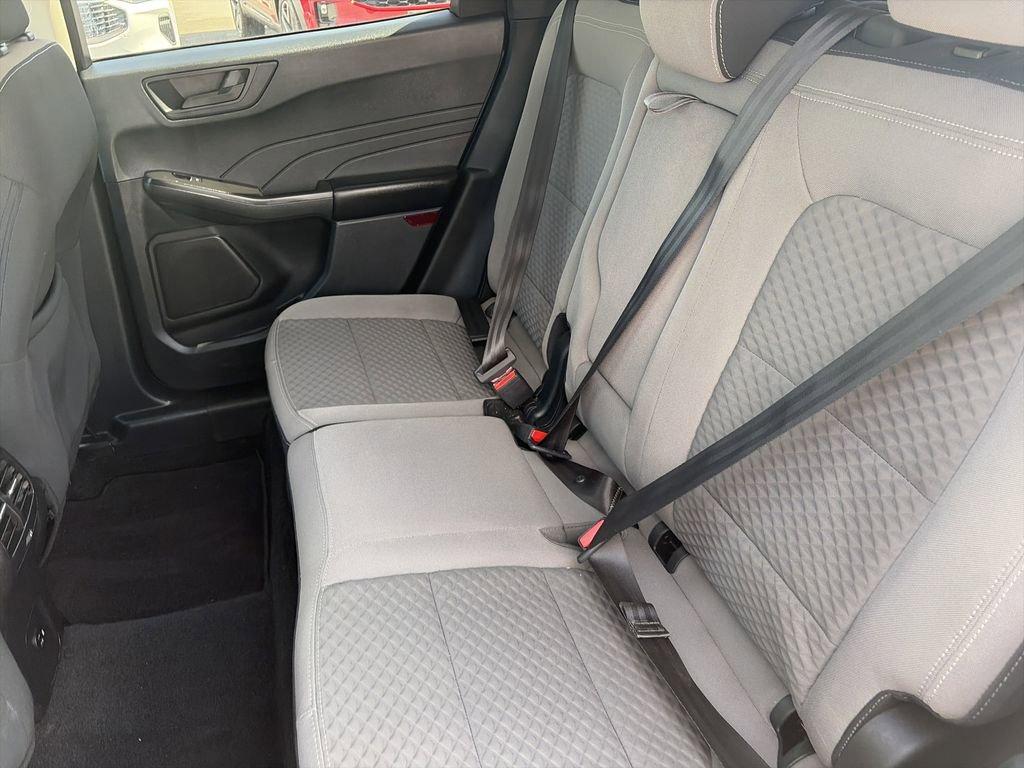 Used 2022 Ford Escape SE w/ Convenience Package FWD image 30