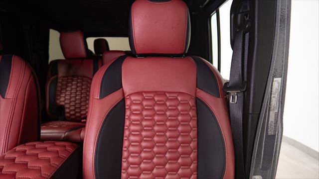 Used 2025 Jeep Gladiator Sport AWD/4WD image 36