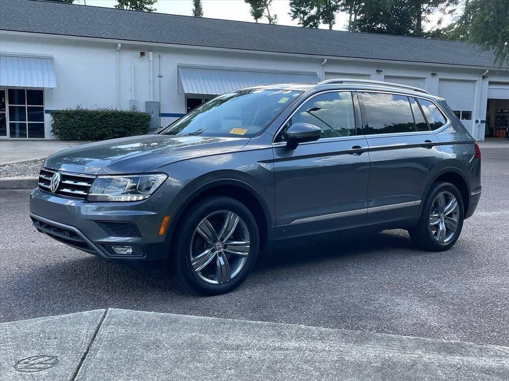 Used 2020 Volkswagen Tiguan SEL w/ 3rd Row Seat Package AWD/4WD image 29