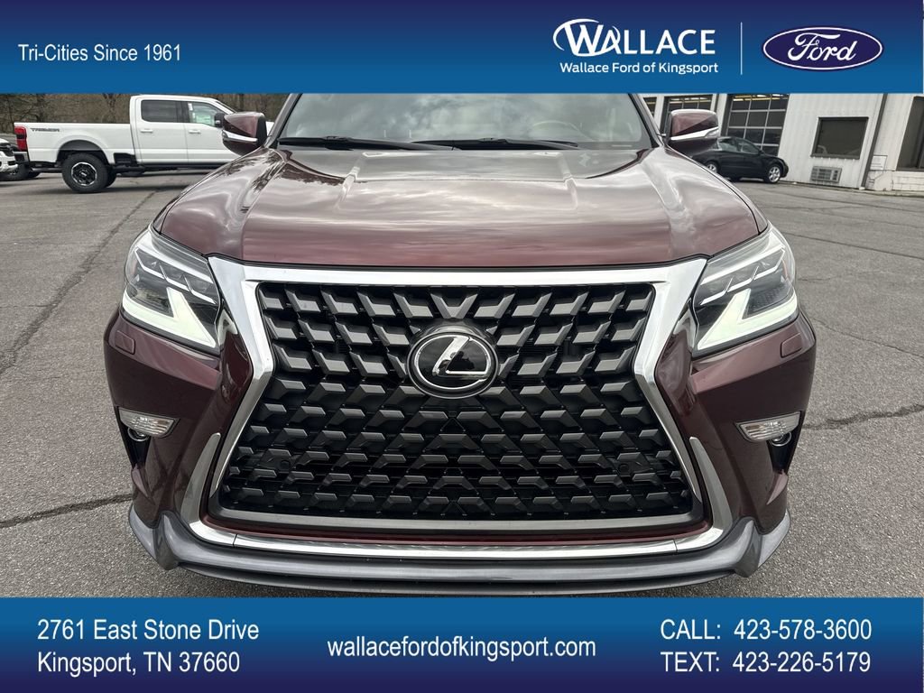 Used 2022 Lexus GX 460 Premium w/ Accessory Package image 2
