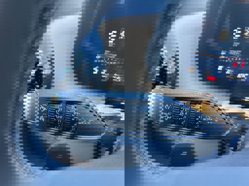 New 2026 Chevrolet Equinox ACTIV w/ Convenience Package III image 17