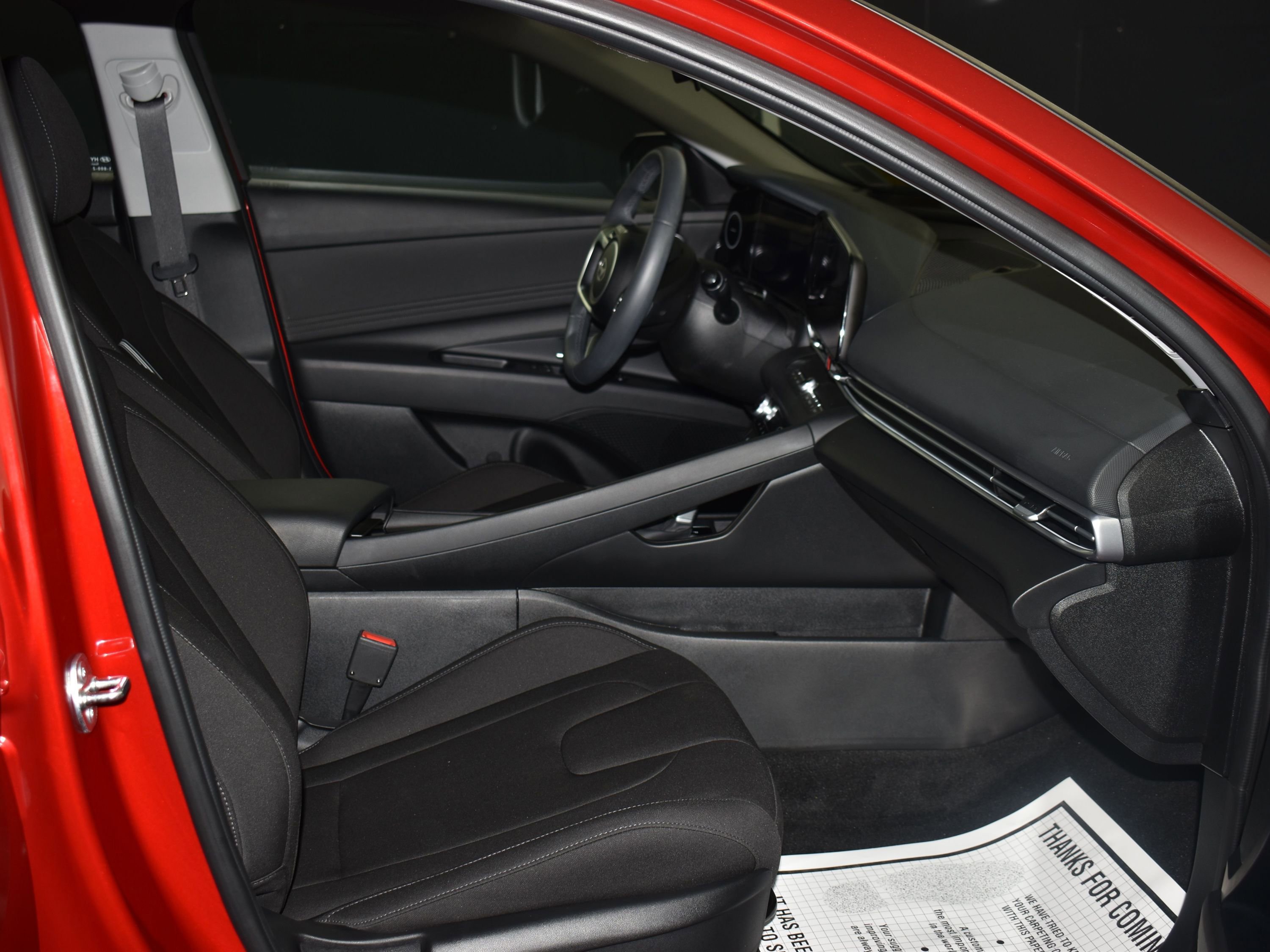 Used 2025 Hyundai Elantra SEL image 10