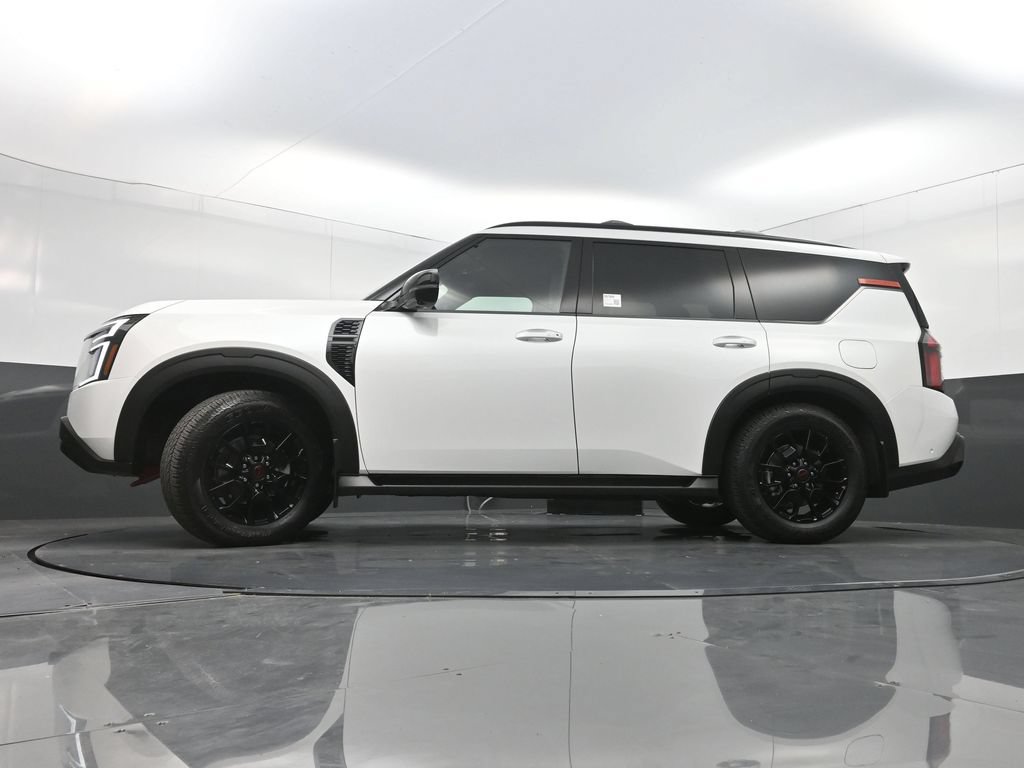 Used 2026 Nissan Armada PRO-4X AWD/4WD image 32