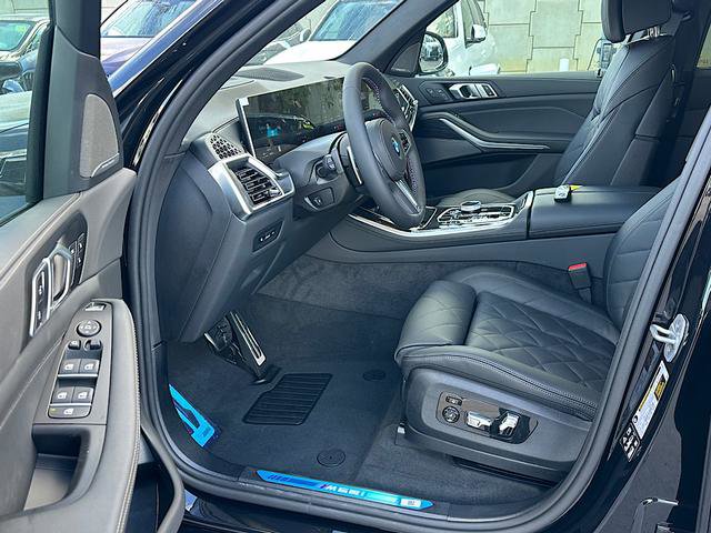 New 2026 BMW X5 M60i image 4