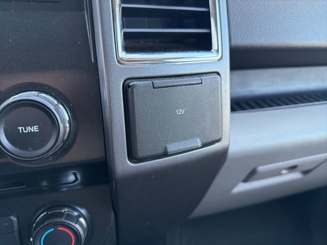 Used 2016 Ford F150 XLT image 30