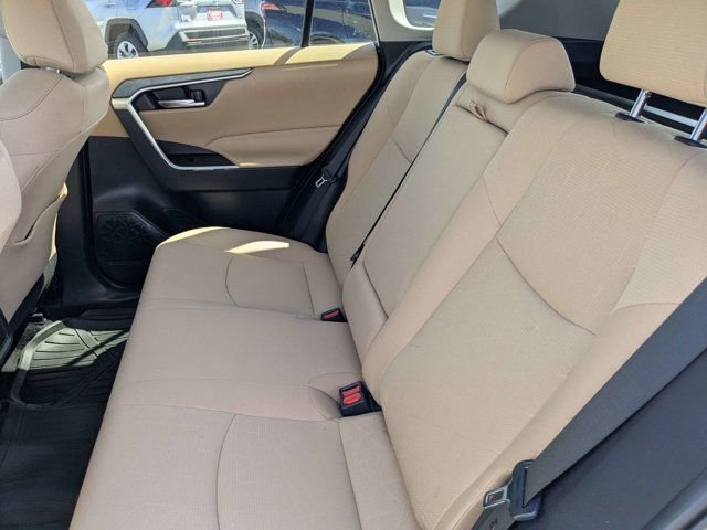 Used 2024 Toyota RAV4 XLE w/ Convenience Package FWD image 14