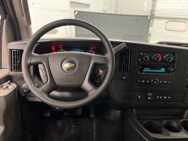 New 2025 Chevrolet Express 3500 Work Van w/ Power Convenience Package image 18