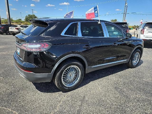 Used 2022 Lincoln Nautilus Reserve FWD image 8