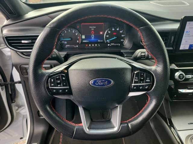 Used 2023 Ford Explorer ST-Line w/ Class IV Trailer Tow Package image 22