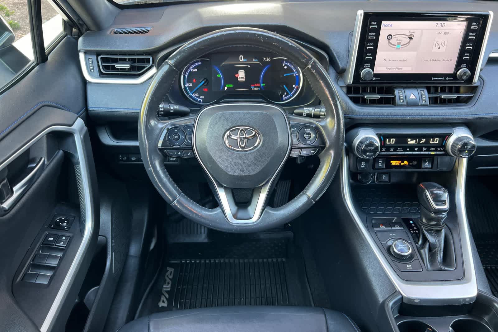 Used 2020 Toyota RAV4 XSE w/ XSE Grade Weather Package AWD/4WD image 15