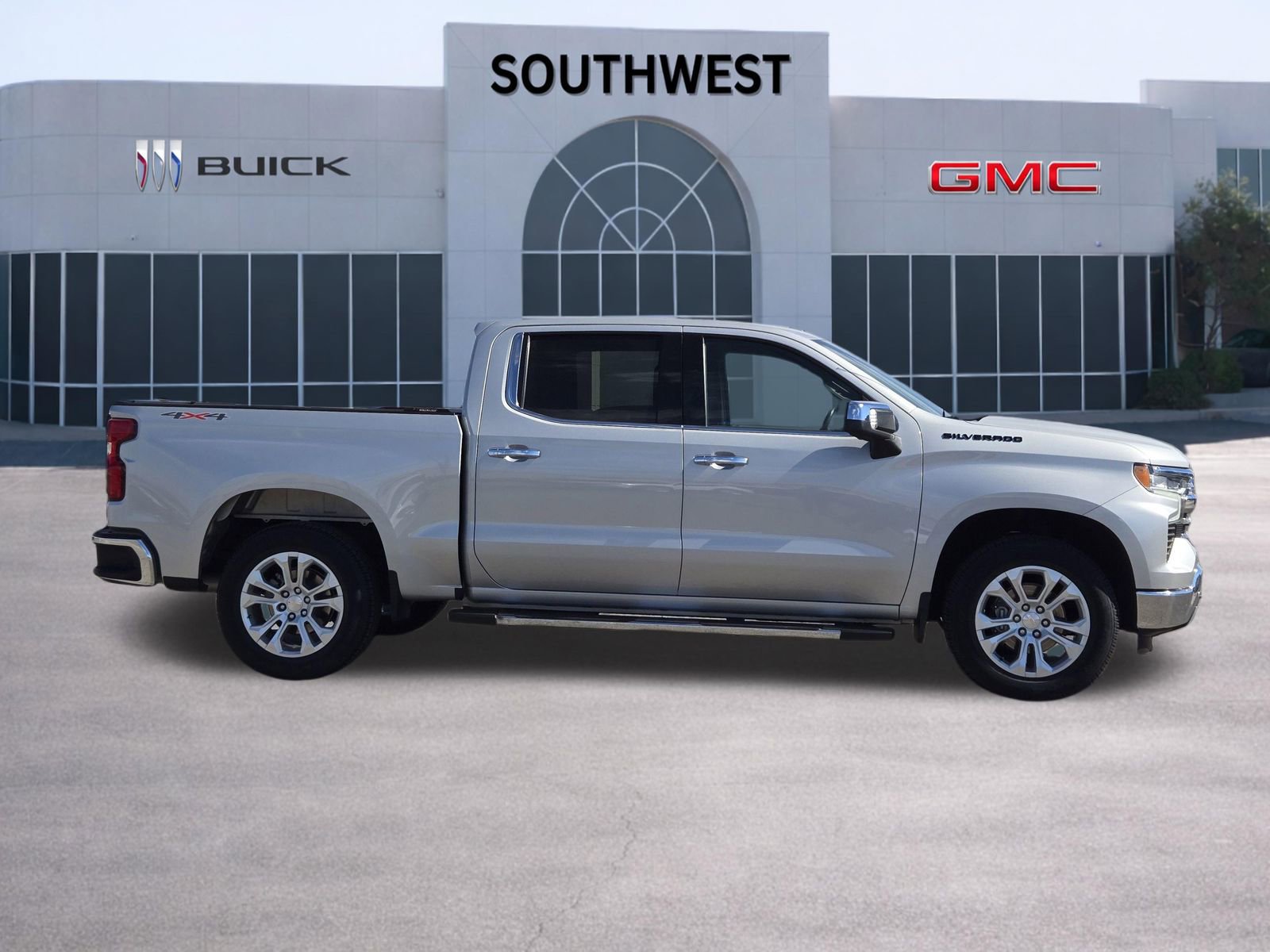 Certified 2022 Chevrolet Silverado 1500 LTZ w/ Technology Package image 7