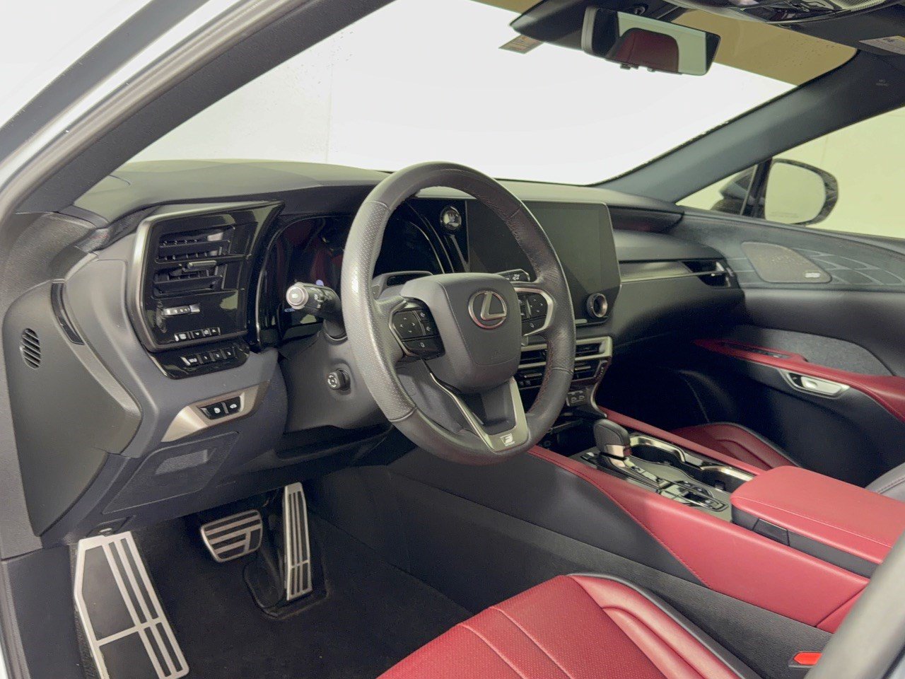 Used 2024 Lexus RX 350 F Sport AWD/4WD image 4
