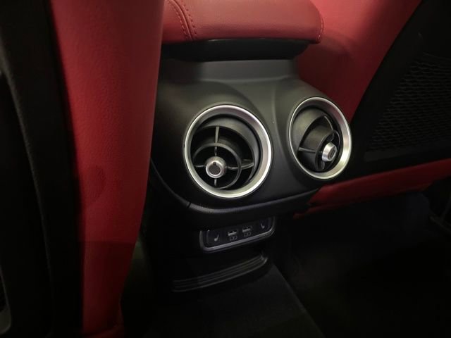 Used 2024 Alfa Romeo Stelvio Ti w/ Performance Driving Package image 22