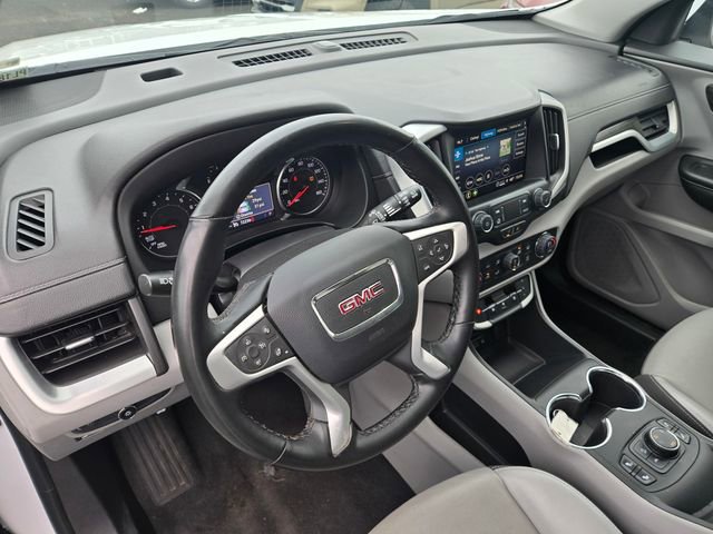 Used 2023 GMC Terrain SLT image 11