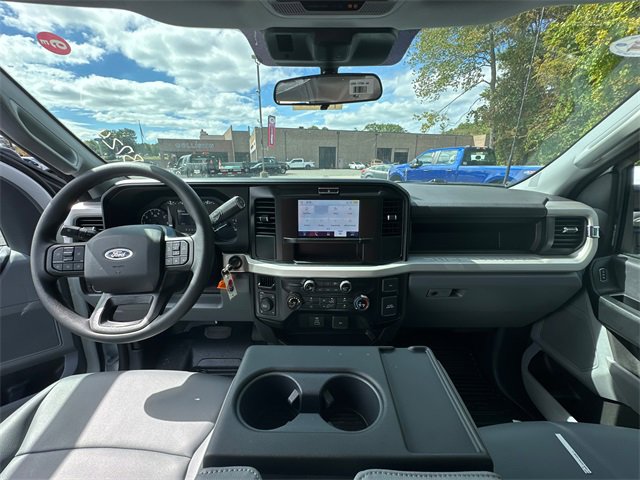 New 2026 Ford F250 XL w/ XL Off-Road Package image 16