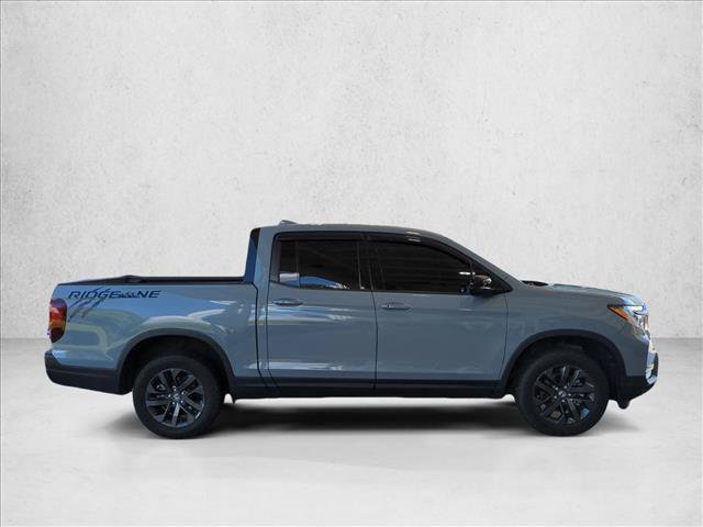 Used 2025 Honda Ridgeline Sport image 4