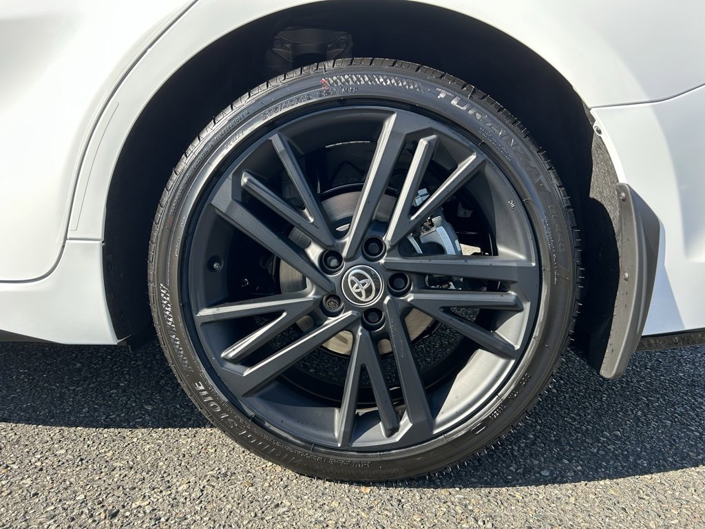 New 2026 Toyota Camry Hybrid image 26