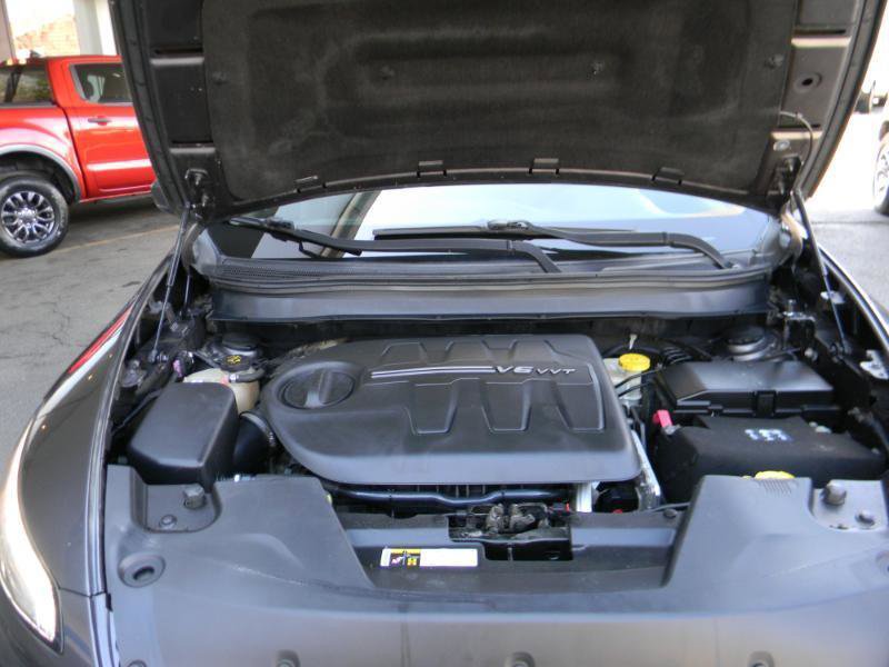 Used 2016 Jeep Cherokee Limited image 24