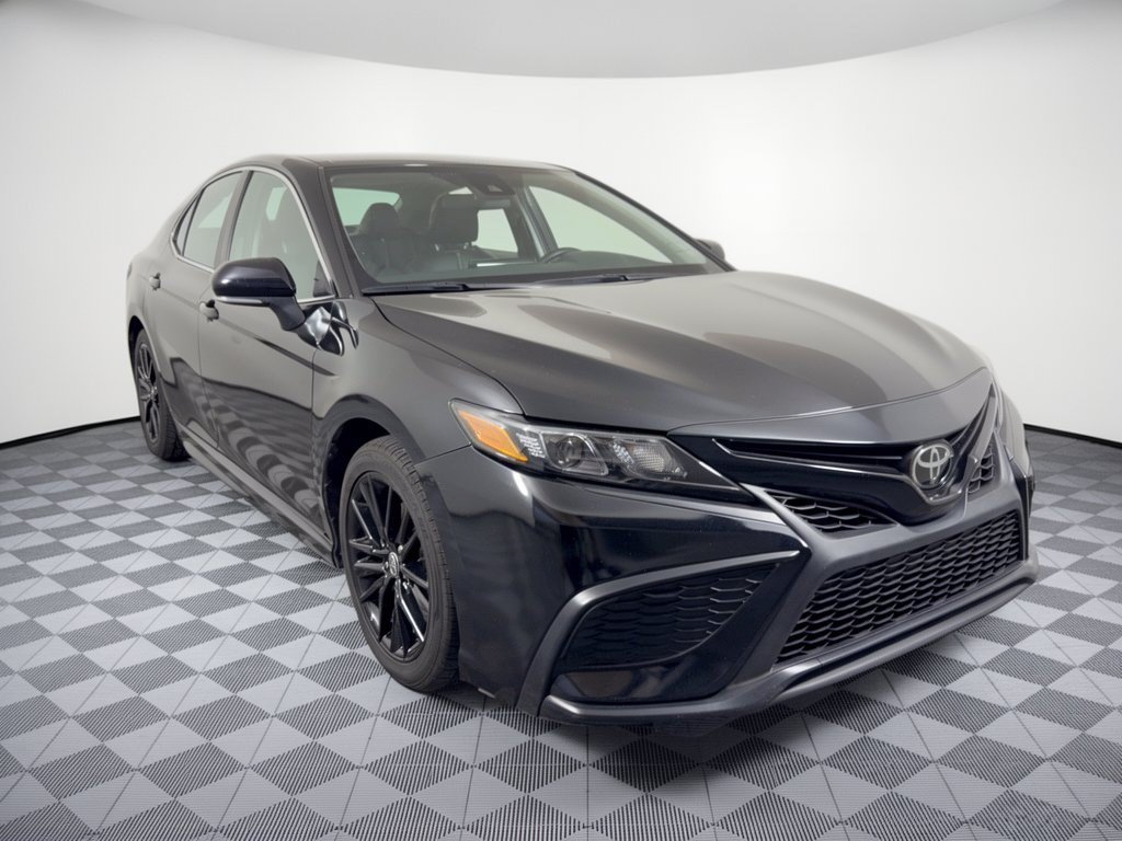 Used 2024 Toyota Camry SE FWD image 7