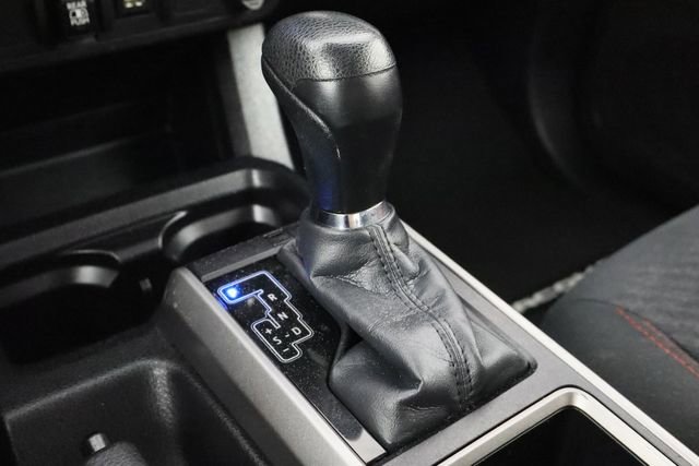Used 2022 Toyota Tacoma SR5 w/ Technology Package RWD image 32
