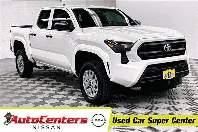 Used 2024 Toyota Tacoma SR image 1