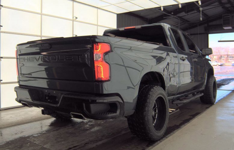 Used 2020 Chevrolet Silverado 1500 Custom Trail Boss w/ Custom Convenience Package image 2