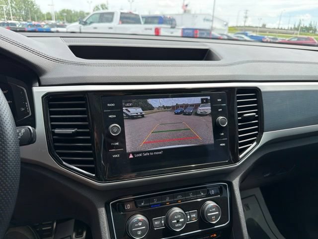 Used 2023 Volkswagen Atlas SEL Premium AWD/4WD image 32