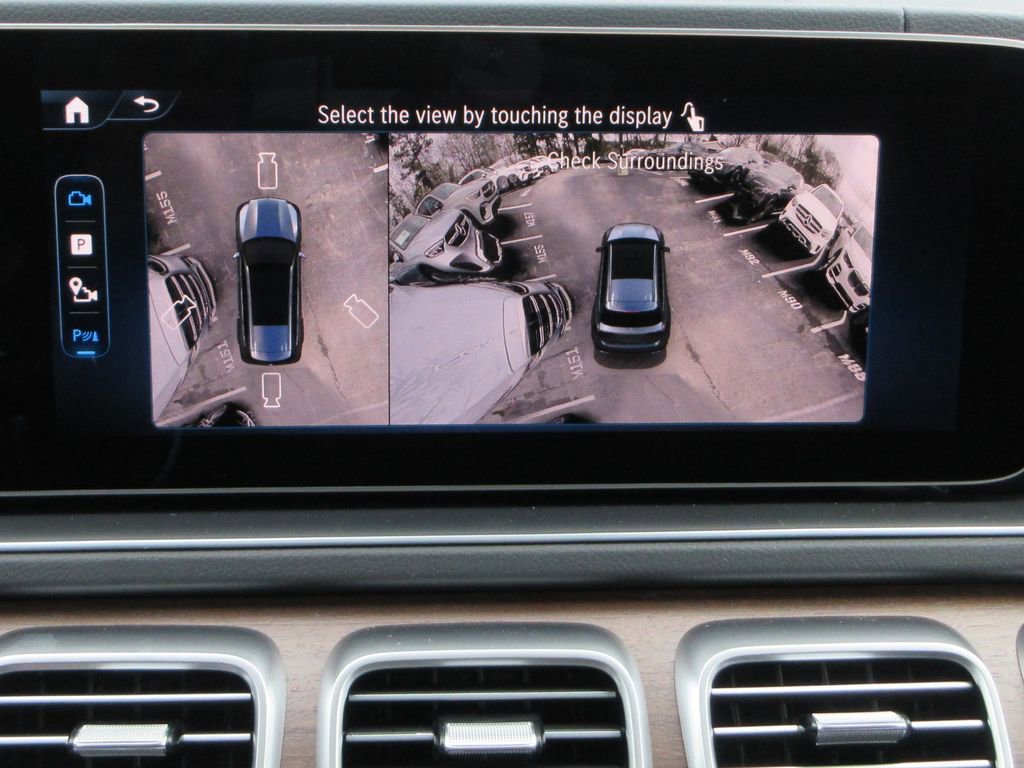 New 2026 Mercedes-Benz GLS 450 4MATIC image 9