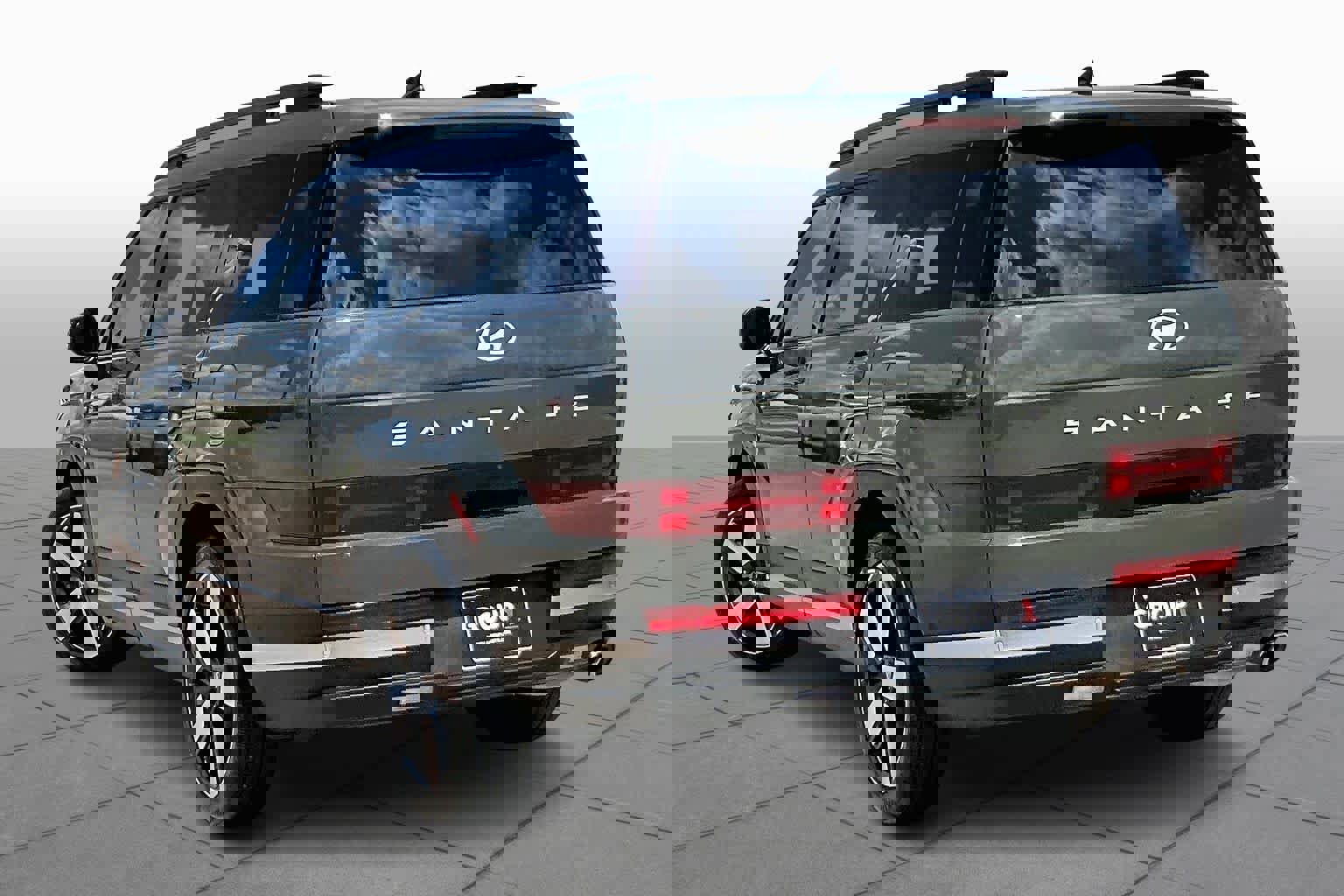 Used 2024 Hyundai Santa Fe Limited image 11