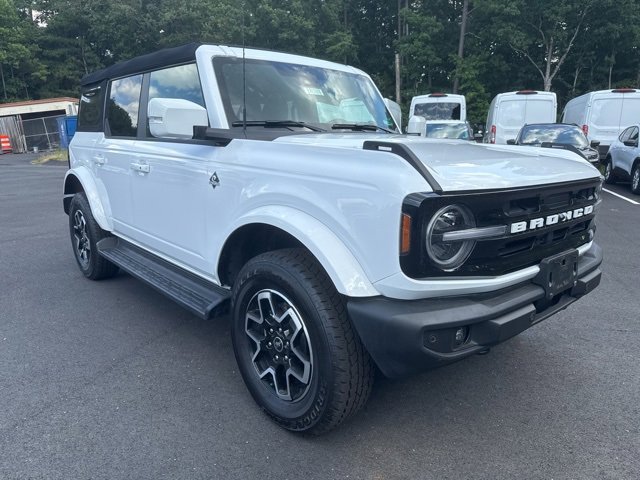 New 2025 Ford Bronco Outer Banks image 7