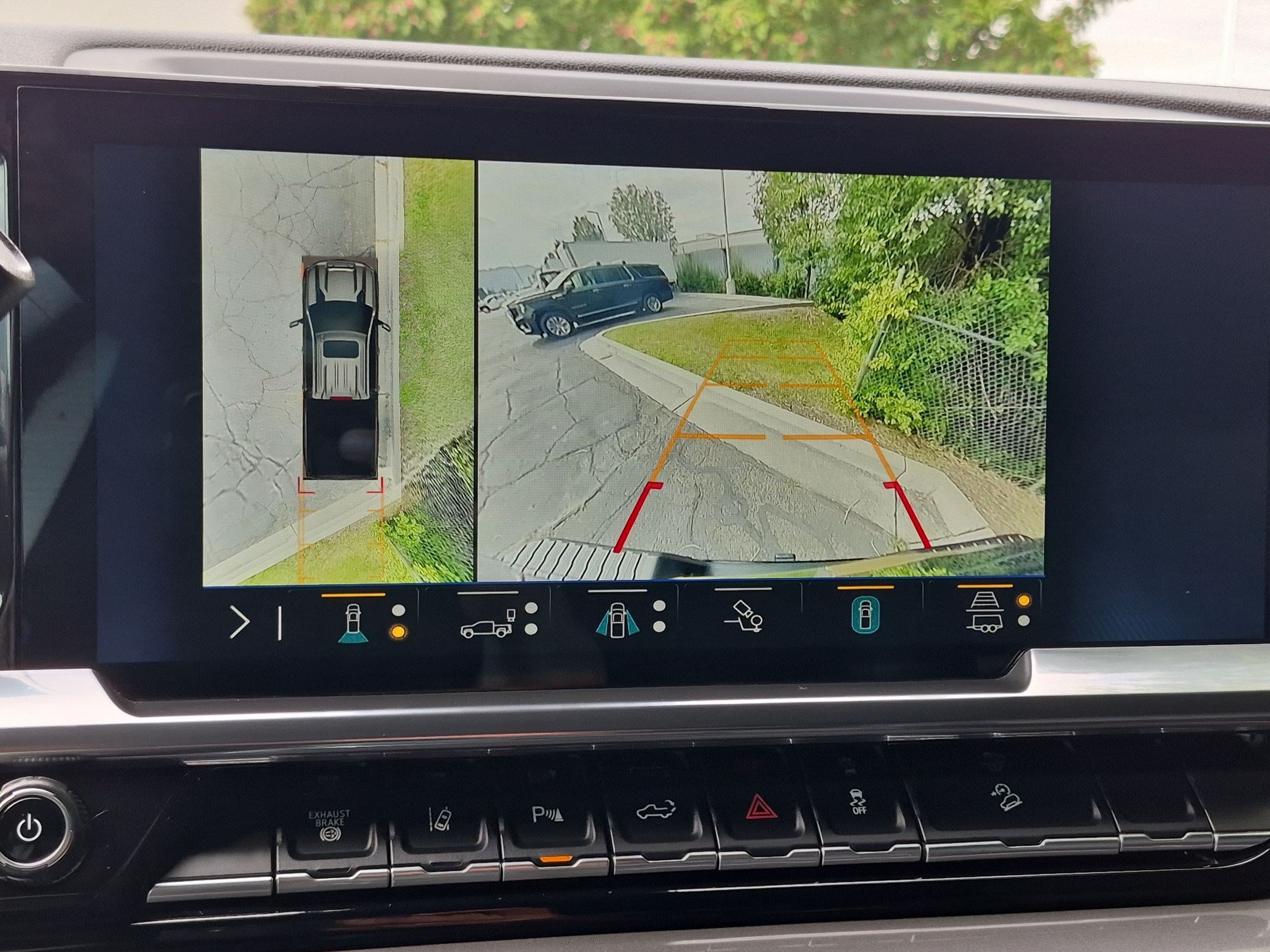 Certified 2024 Chevrolet Silverado 3500 High Country w/ High Country Premium Package AWD/4WD image 21