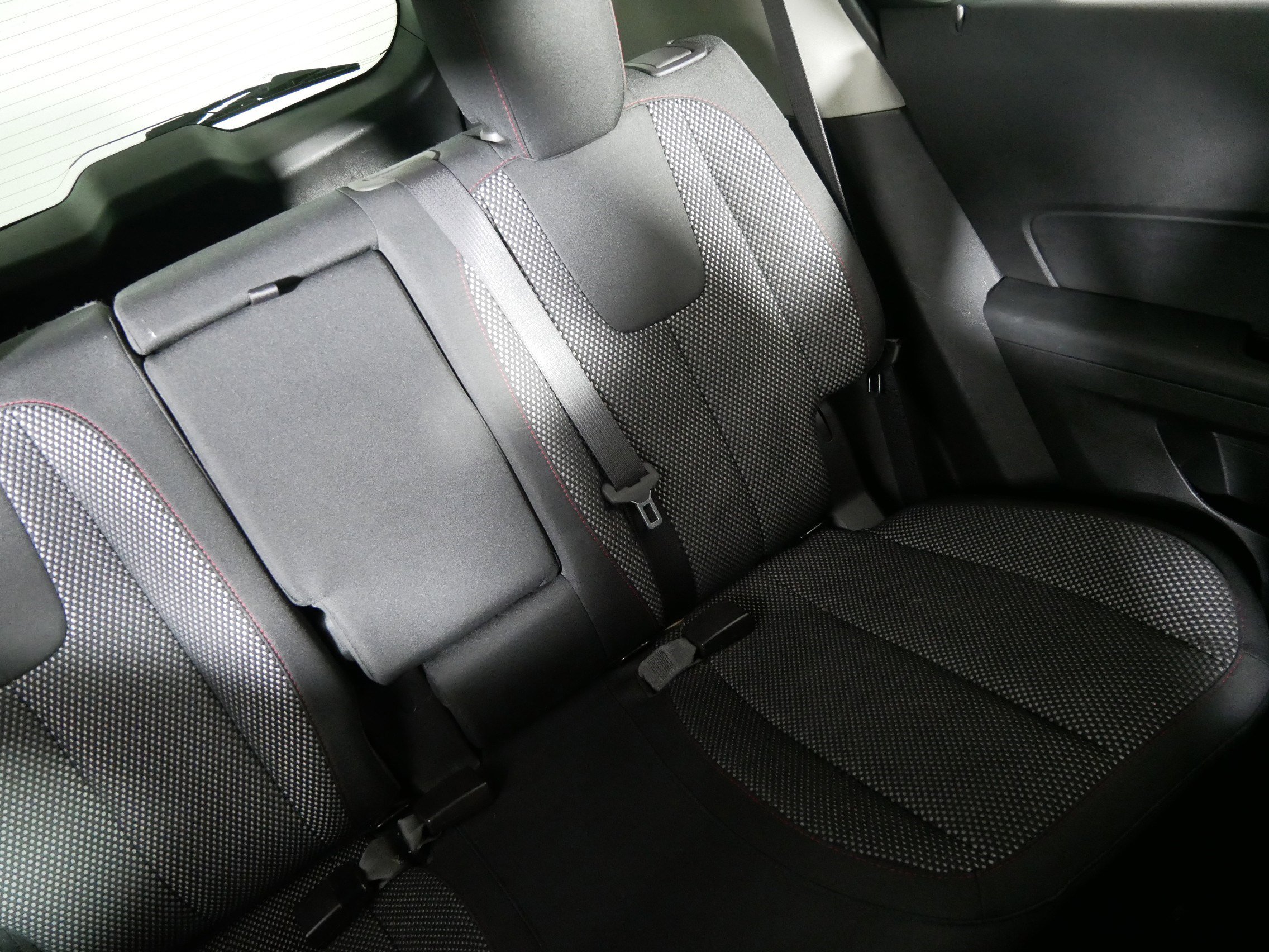 Used 2017 Chevrolet Equinox LT w/ Convenience Package AWD/4WD image 14