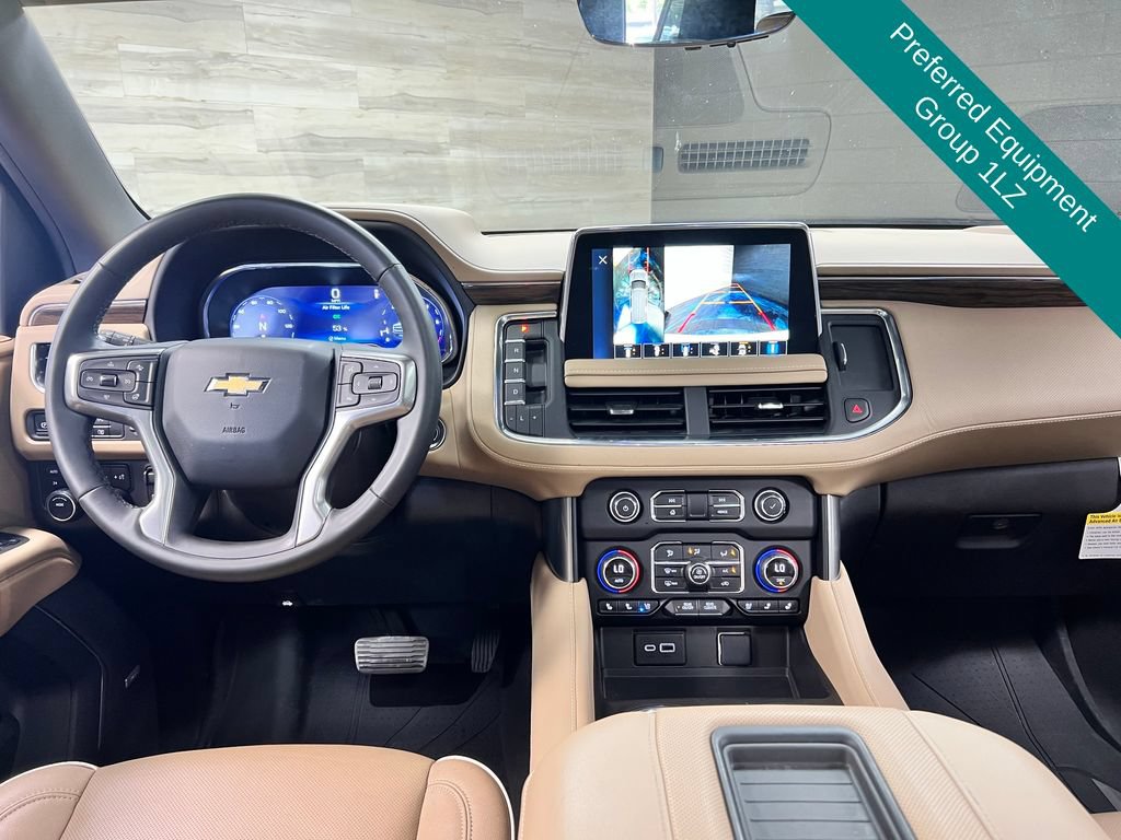 Used 2024 Chevrolet Tahoe Premier AWD/4WD image 2