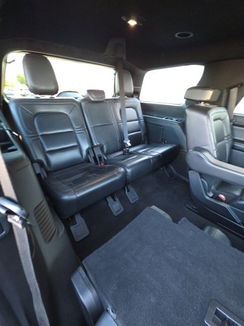 Used 2020 Lincoln Navigator Reserve image 19