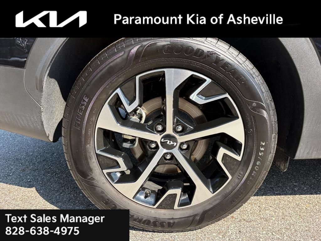 Certified 2025 Kia Sportage EX AWD/4WD image 30