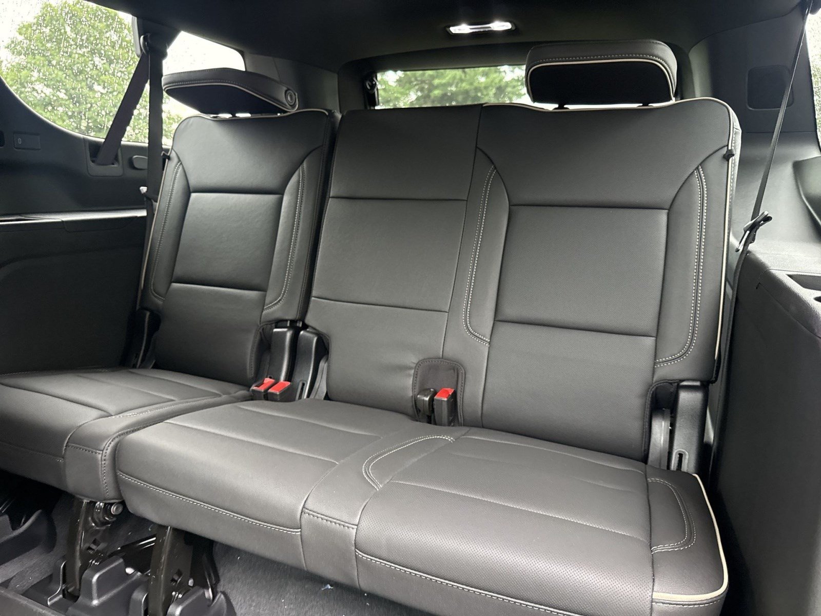 New 2026 GMC Yukon XL Elevation w/ Elevation Premium Package AWD/4WD image 21