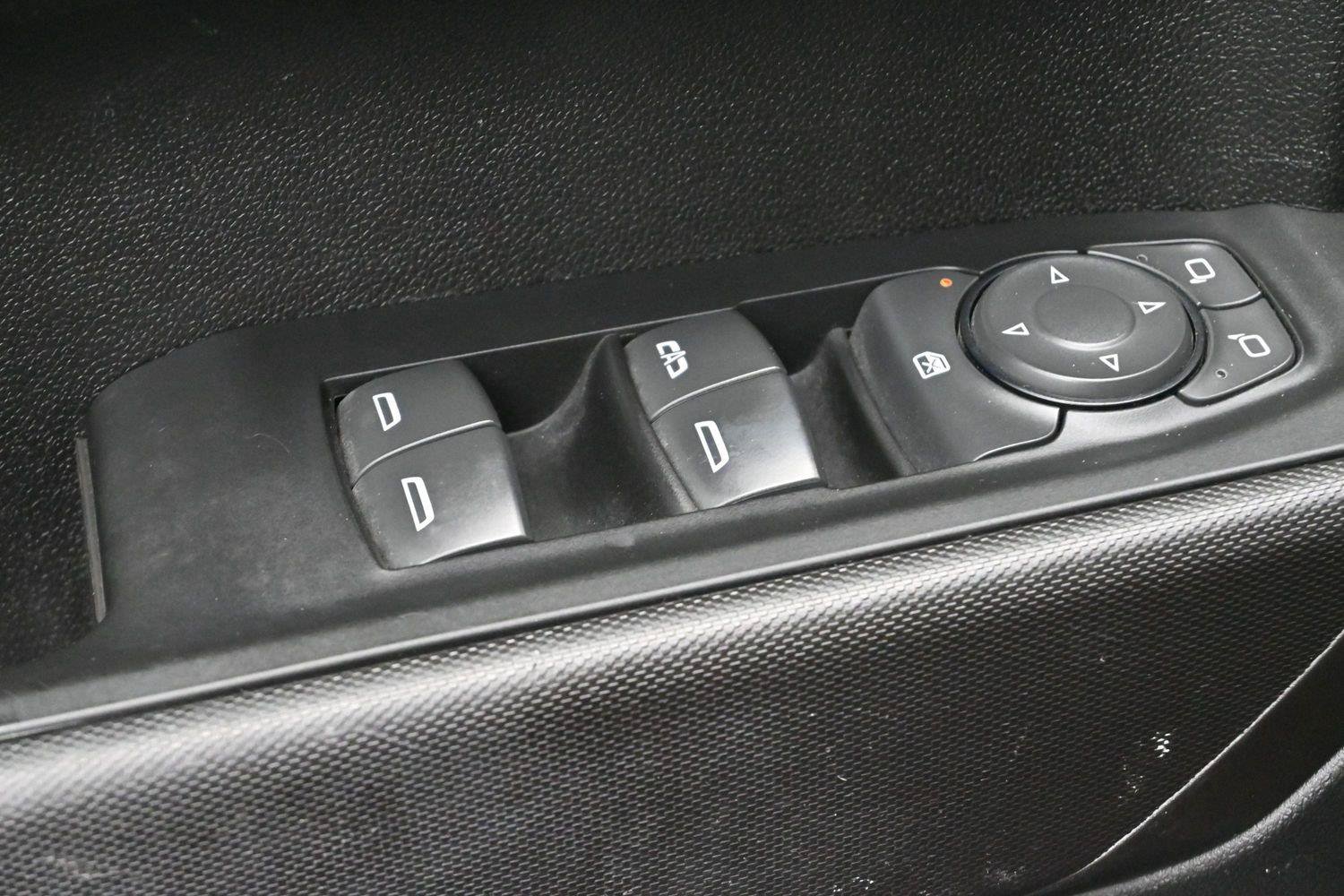Used 2024 Chevrolet Silverado 1500 Custom AWD/4WD image 11
