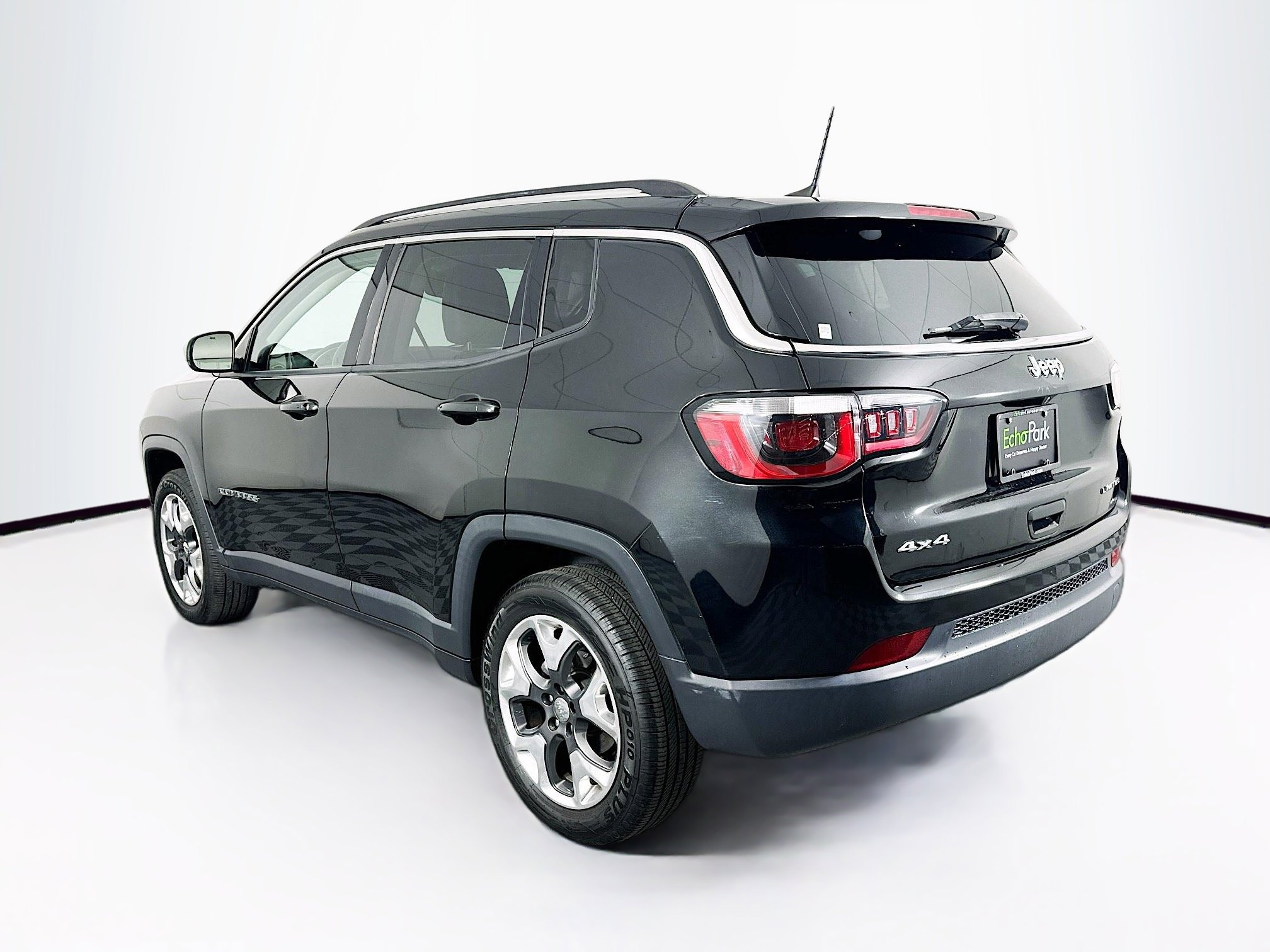 Used 2019 Jeep Compass Limited image 5