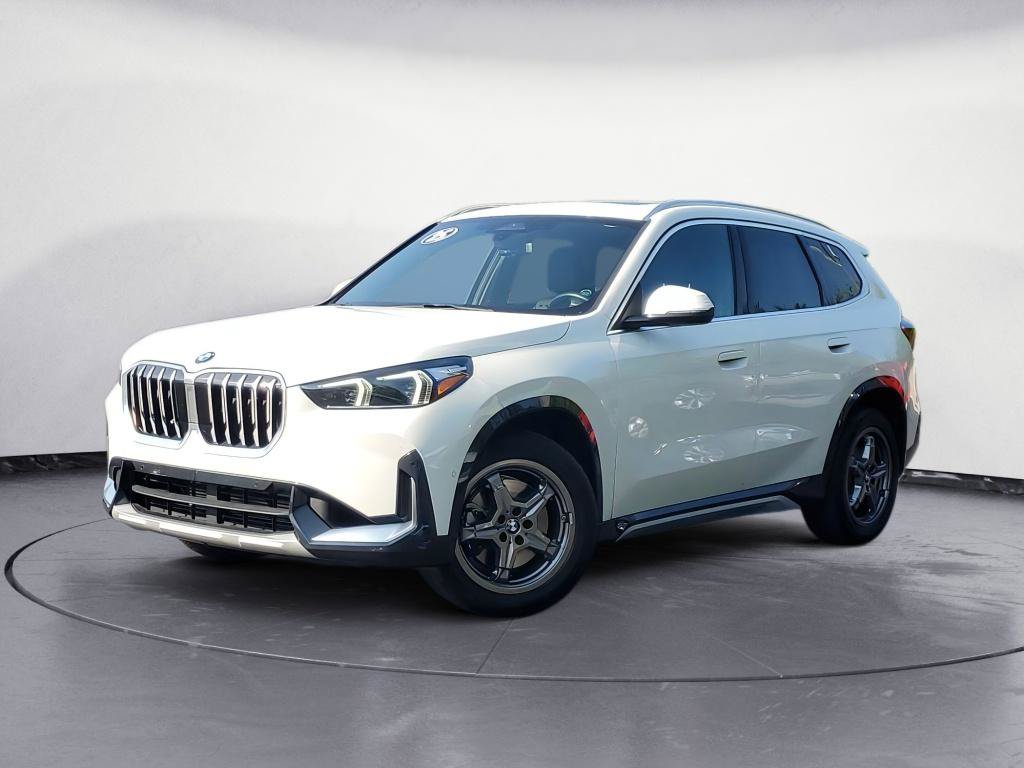 Used 2025 BMW X1 xDrive28i AWD/4WD image 1