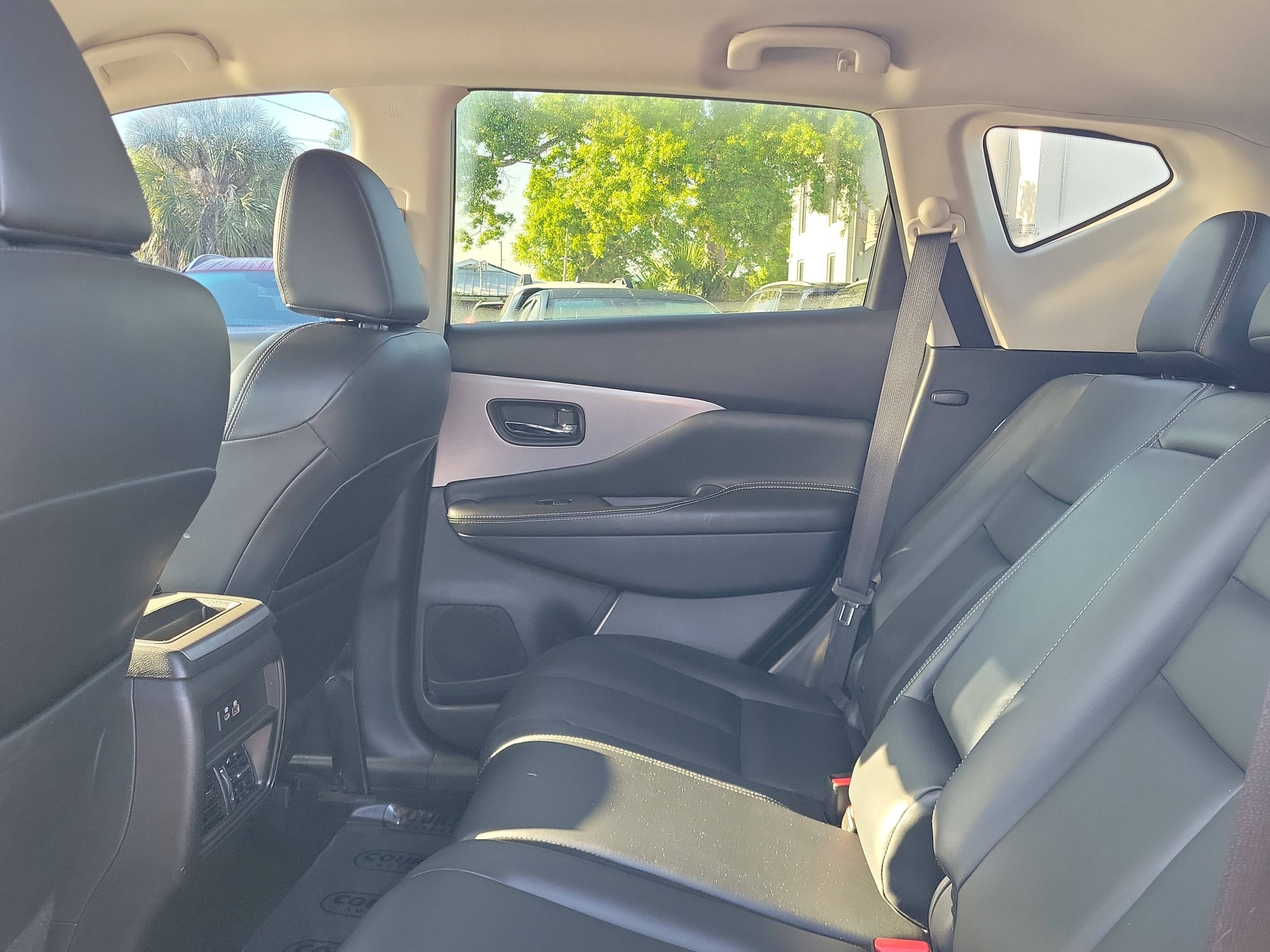 Certified 2022 Nissan Murano SV w/ SV Midnight Edition Package image 14