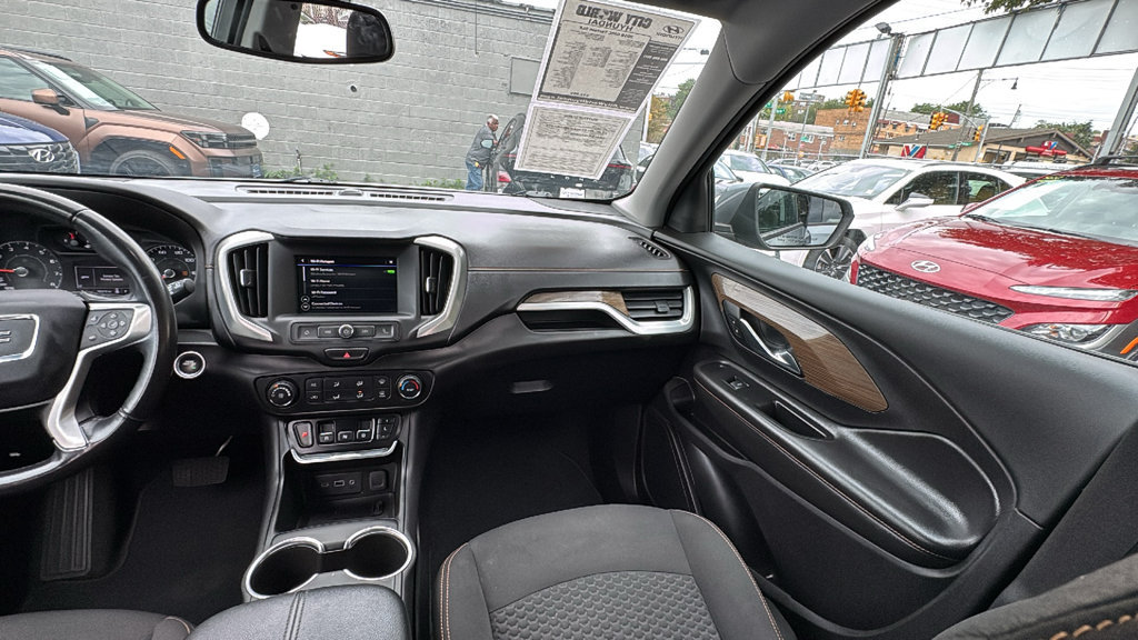 Used 2018 GMC Terrain SLE AWD/4WD image 31