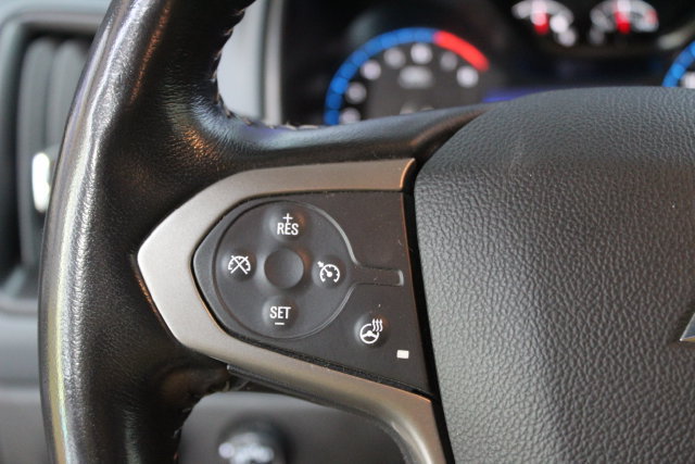 Used 2021 Chevrolet Colorado Z71 AWD/4WD image 16