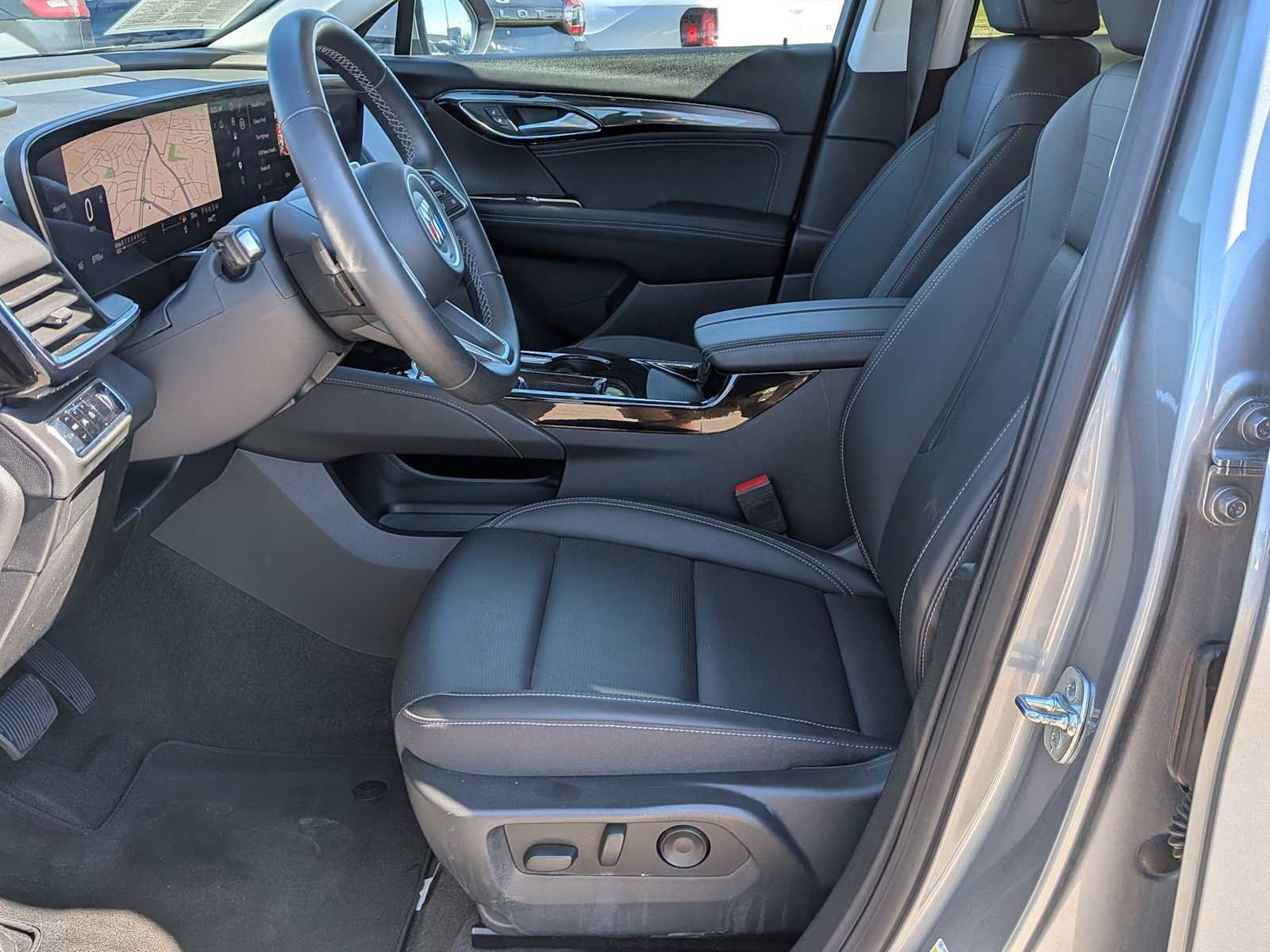 Used 2025 Buick Envision Preferred AWD/4WD image 15