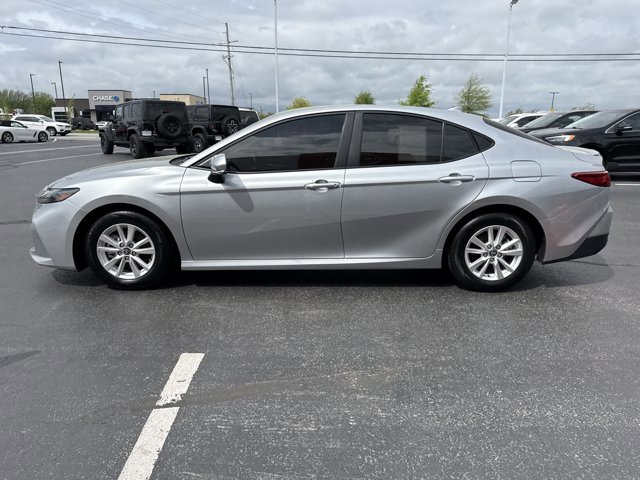 Used 2025 Toyota Camry LE w/ Convenience Package FWD image 10