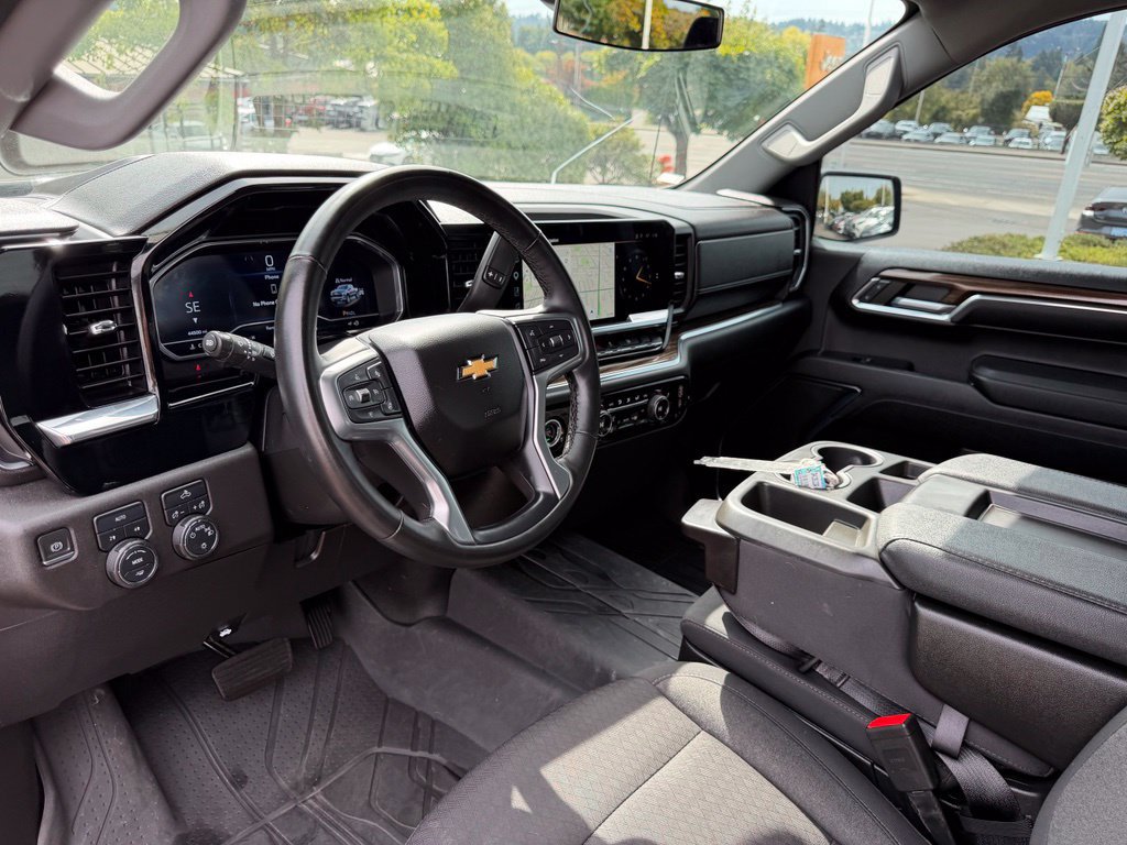 Used 2023 Chevrolet Silverado 1500 LT w/ LPO, Dark Essentials Package AWD/4WD image 16