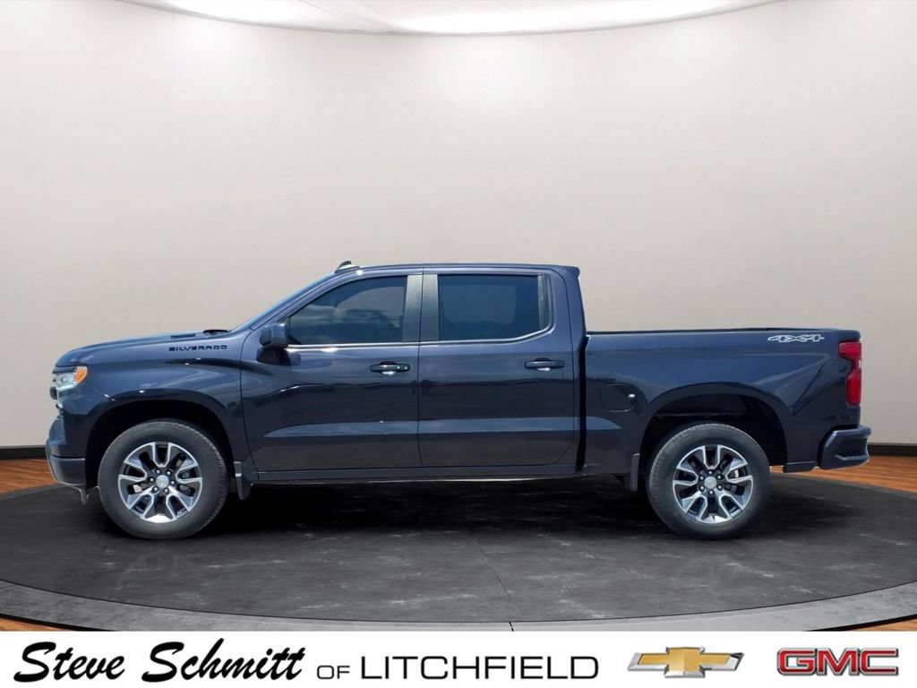 Certified 2024 Chevrolet Silverado 1500 LT AWD/4WD image 2
