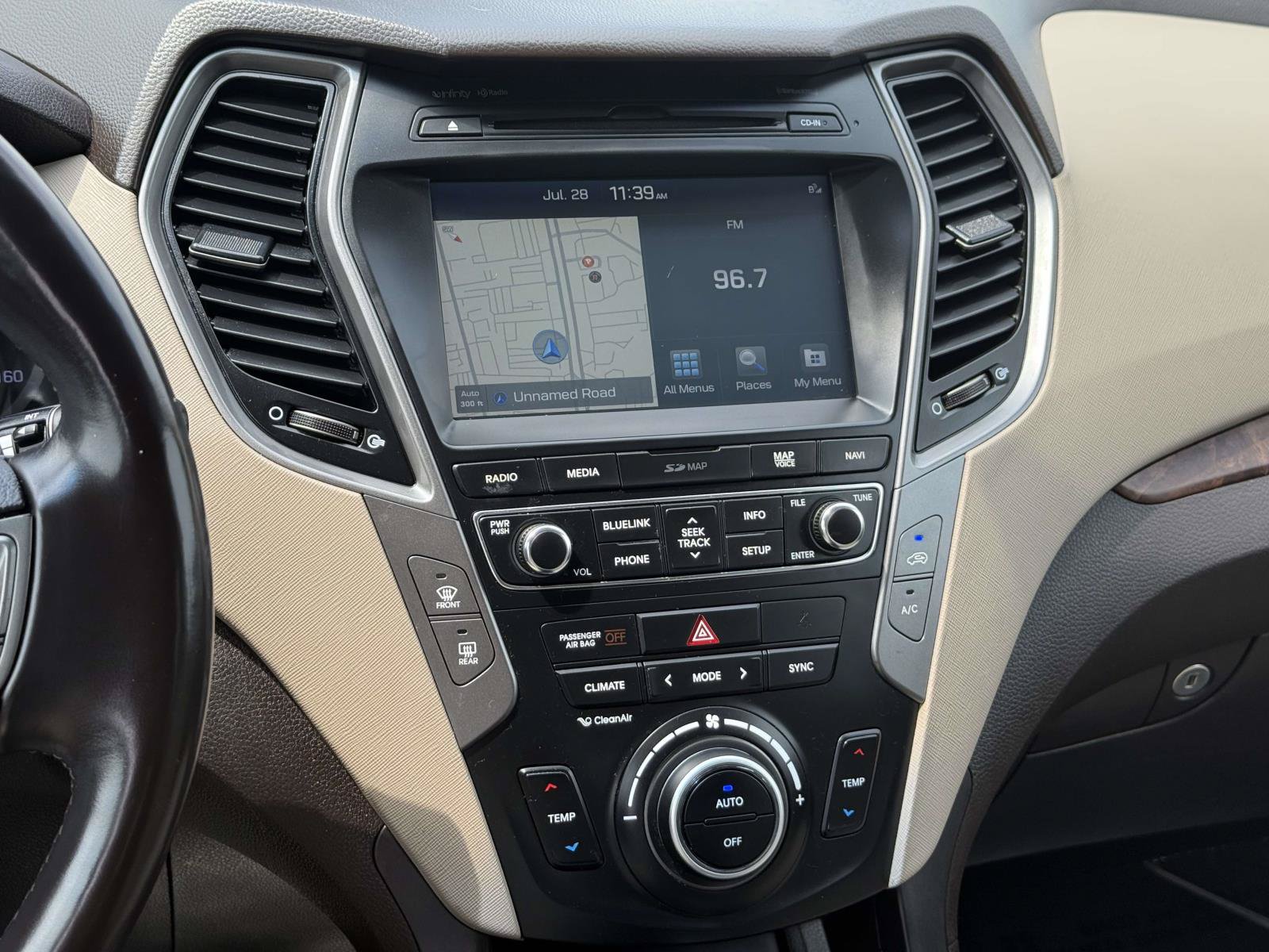 Used 2018 Hyundai Santa Fe Sport AWD/4WD image 8
