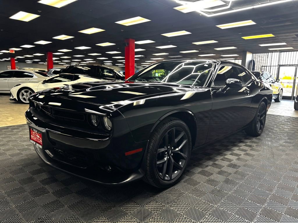 Used 2019 Dodge Challenger GT w/ Blacktop Package RWD image 7