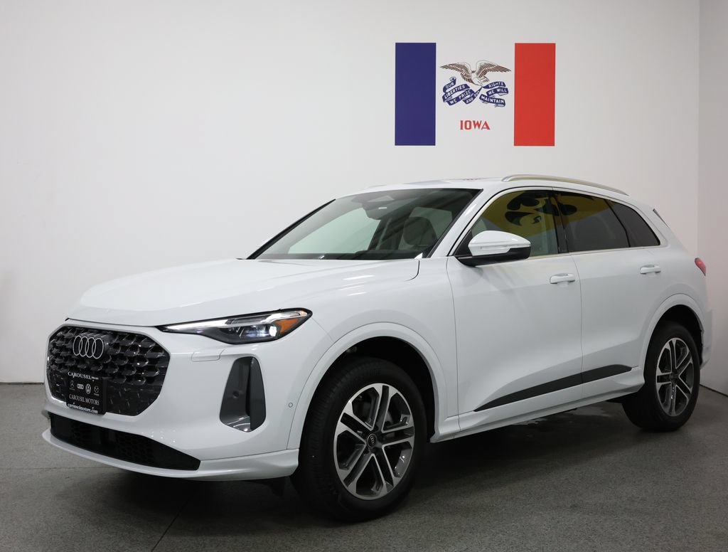 Used 2025 Audi Q5 Premium Plus w/ Premium Plus AWD/4WD image 8